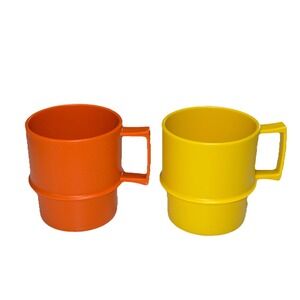 2-Tupperware Mugs Cups Tumbler Harvest Orange Yellow Stacking Plastic VTG  #1312